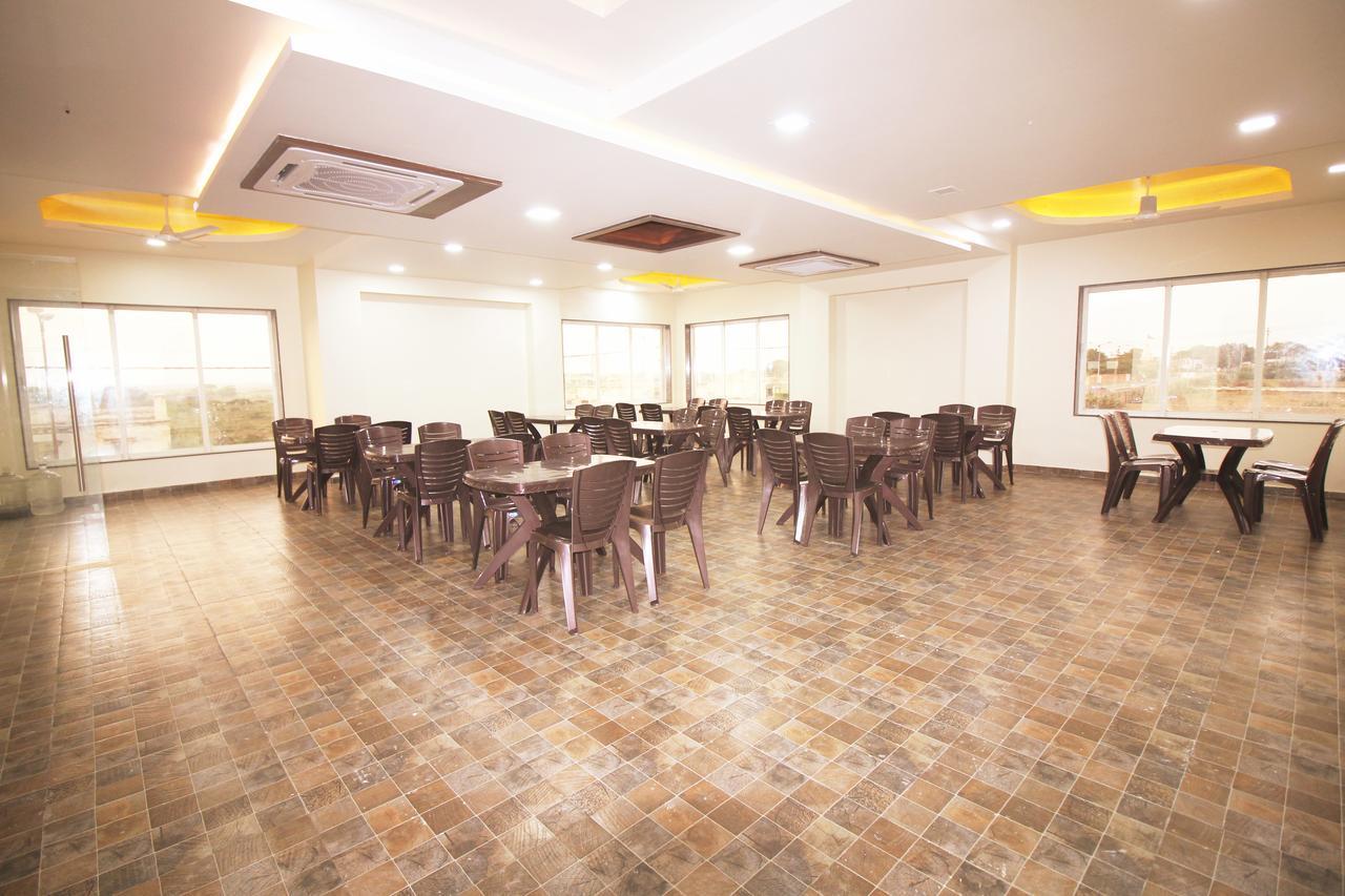 Hotel Vraj Inn Dwarka  Luaran gambar